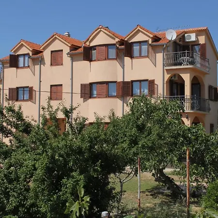 Apartment Apartments With A Parking Space Tribunj, Vodice - 6223 *
