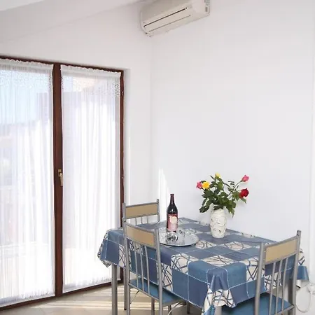 Daire With Parking Space Tribunj - Vodice - 6223 Tribalj