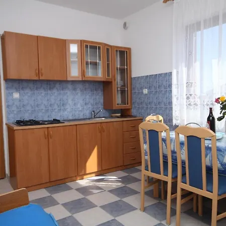 Apartments With Parking Space Tribunj, Vodice - 6223 *