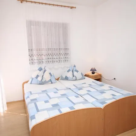 Apartment Apartments With Parking Space Tribunj, Vodice - 6223 *