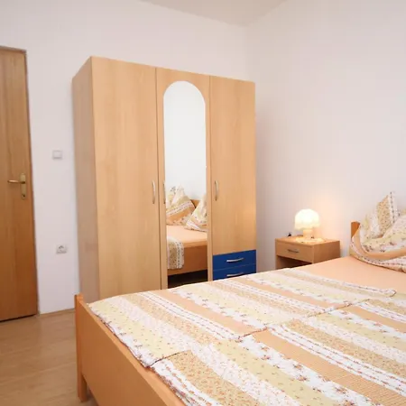 Apartments With A Parking Space Tribunj, Vodice - 6223 Tribunj (Sibenik-Knin)