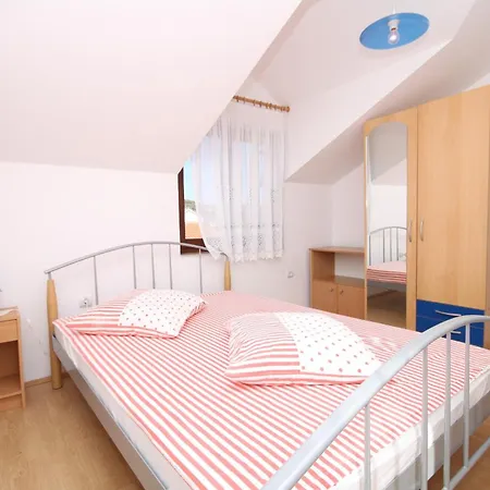Apartments With A Parking Space Tribunj, Vodice - 6223 Apartment *