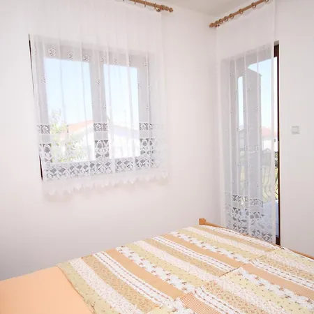 Apartment Apartments With A Parking Space Tribunj, Vodice - 6223 Tribunj (Sibenik-Knin)