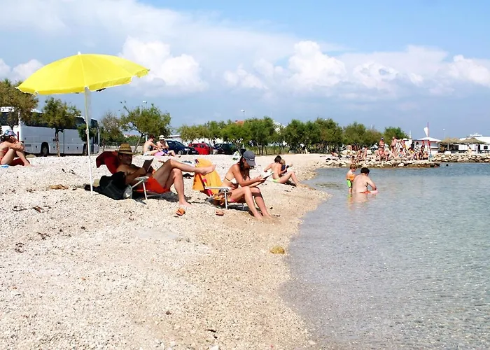 Apartament Apartments With Parking Space Tribunj, Vodice - 6223 *