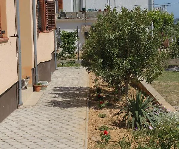 With Parking Space Tribunj - Vodice - 6223 Apartmán