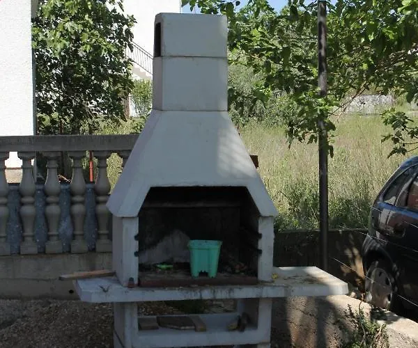 Apartments With Parking Space Tribunj, Vodice - 6223 Tribalj