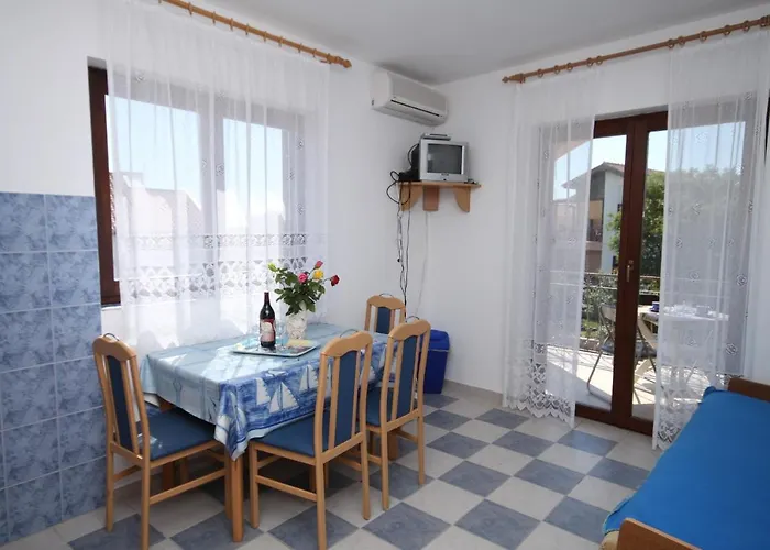 With Parking Space Tribunj - Vodice - 6223 Apartmán *